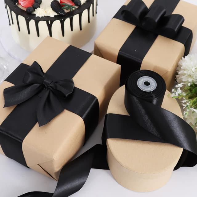 Detalle 2 de TONIFUL breites schwarzes Satinband (5,1 cm x 22,8 m) – einseitig glänzend, für Deko, Schleifen und Geschenkverpackung