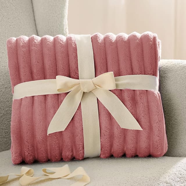 Thumbnail 6 de BEDSURE Kuscheldecke Dunkelrosa 150 x 200 cm 🛋