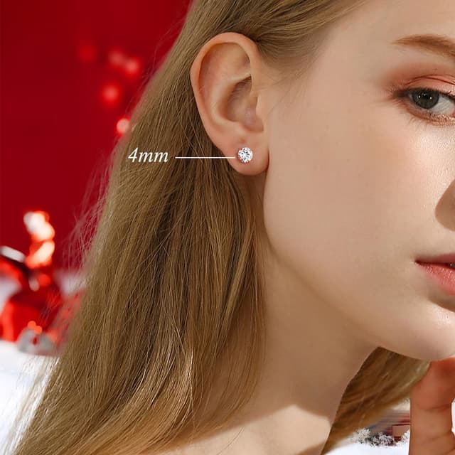 Detalle de Loutade silver stud earrings set for women: 3 pairs of 925 sterling silver heart studs (3/4/5mm) with cubic zirconia