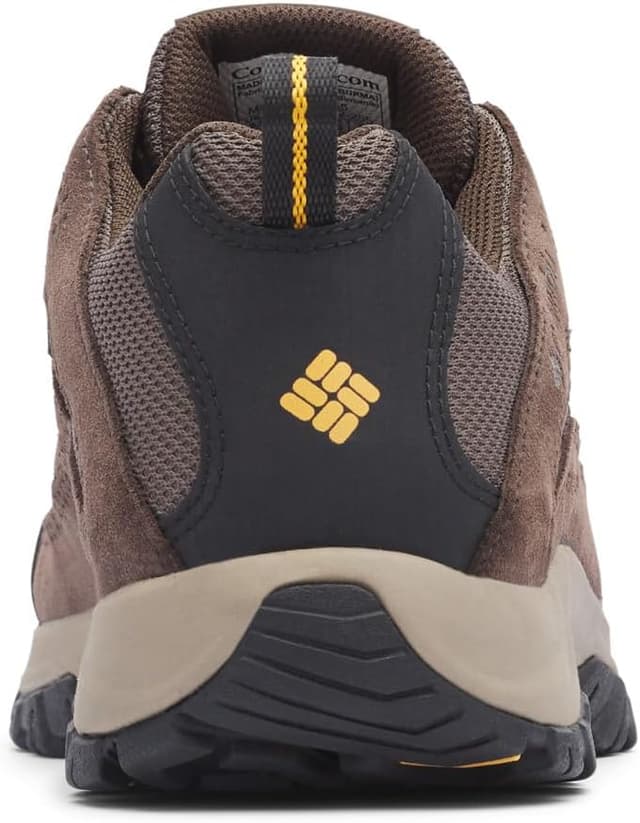 Detalle de Columbia Men’s Crestwood Waterproof hiking shoe with OMNI-TECH and multi-terrain grip