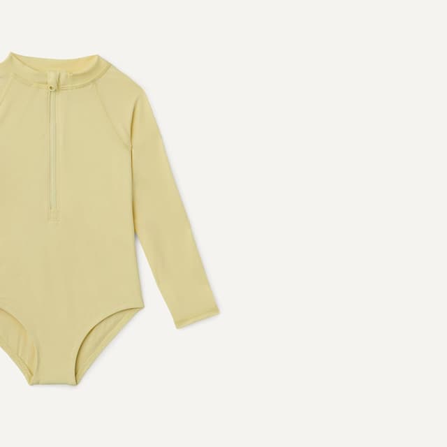 Detalle 2 de Amazon Essentials Fille maillot de bain une pièce rashguard à manches longues