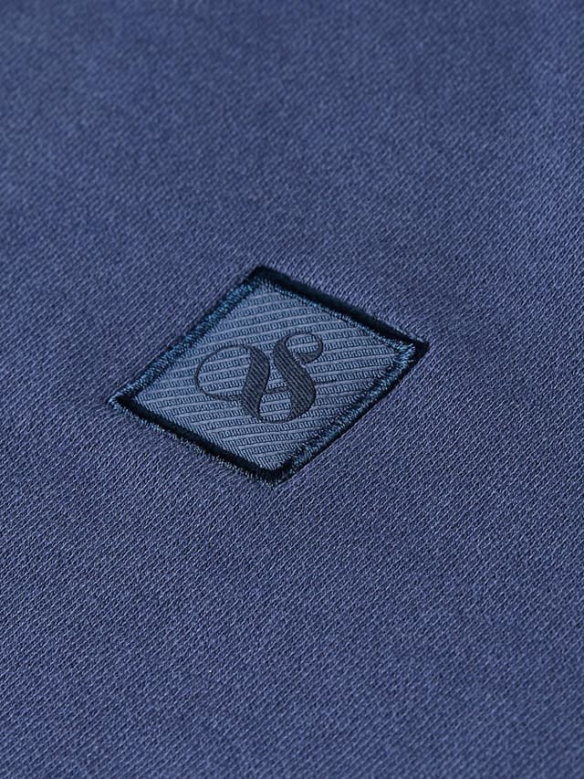 Detalle de Scotch & Soda Essential Badge Logo Hooded Sweatshirt: felpa con cappuccio da uomo