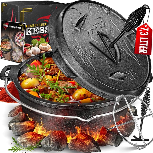 Detalle de KESSER® Dutch Oven Set BBQ 7,3 Liter – Schmortopf & Feuertopf aus Gusseisen mit Edelstahleruntersetzer