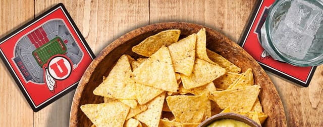 Detalle 2 de YouTheFan NCAA 3D StadiumView Coasters (4 x 4) — 3D stadium drink coasters