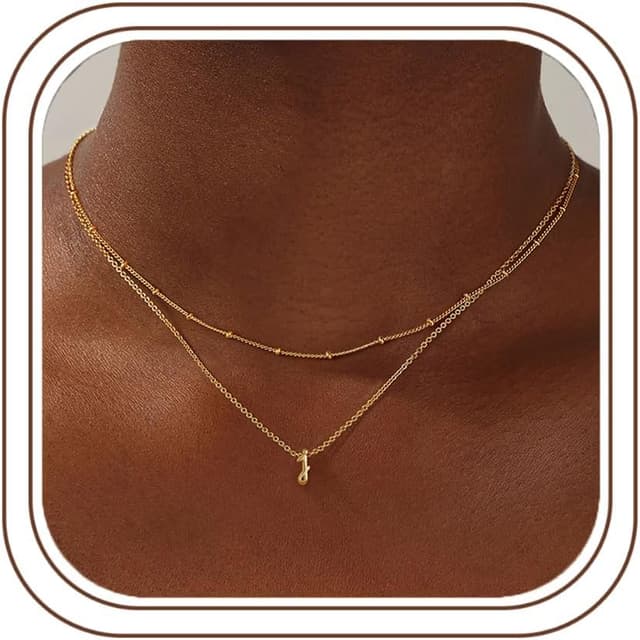 Detalle de Collier double TINGN en plaqué or 14 carats avec pendentif lettre A à Z, ras du cou réglable