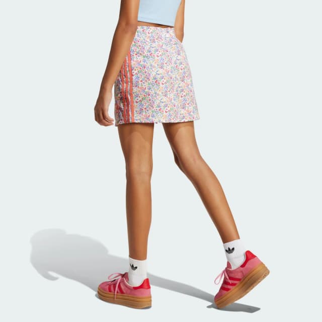 Detalle 2 de Falda adidas Originals x Liberty London (Adolescentes) en blanco