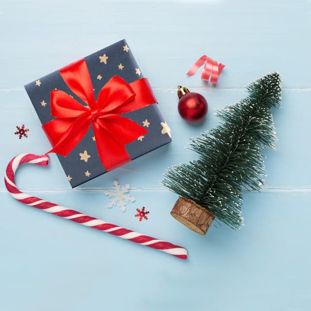 Detalle 2 de ZHNERY Recyclable Kraft Gift Wrapping Paper Roll for Birthday in Blue with Star Design (43cm x 15M)