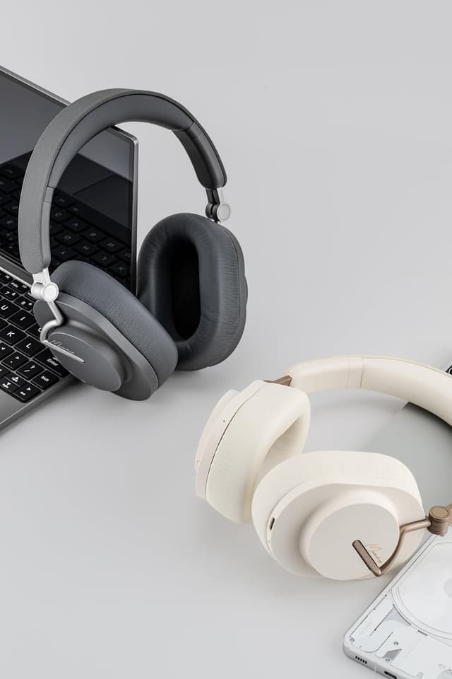 Detalle de Moondrop Edge Full-Scene Immersive Series wireless ANC headphone (Creamy White)