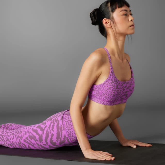 Detalle de Sujetador adidas All Me Light-Support Allover Print (Violeta)