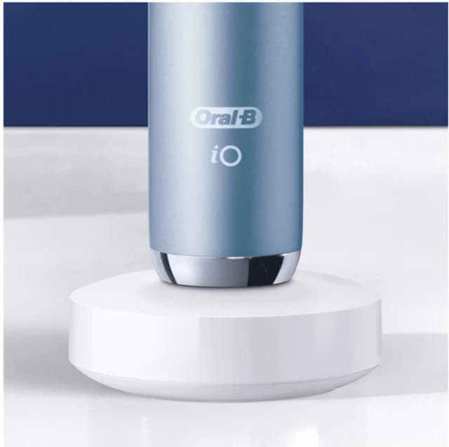 Detalle 2 de Oral-B iO 9n Marineblau 🪥