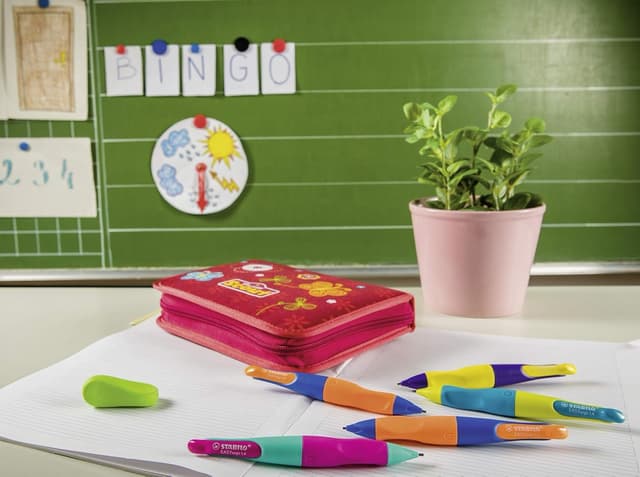 Detalle 2 de STABILO EASYergo 1.4 crayon graphite rétractable pour droitier Turquoise/Rose fluo