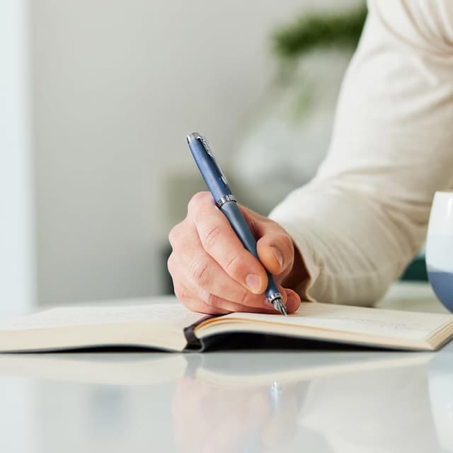 Thumbnail 4 de Parker IM Writing Rituals Stylo plume bleu