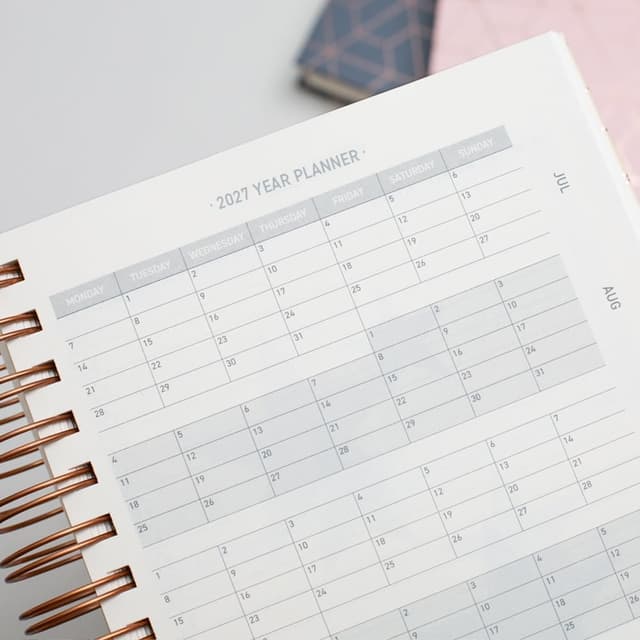 Thumbnail 6 de Matilda Myres 2026 A5 Day a Page Diary