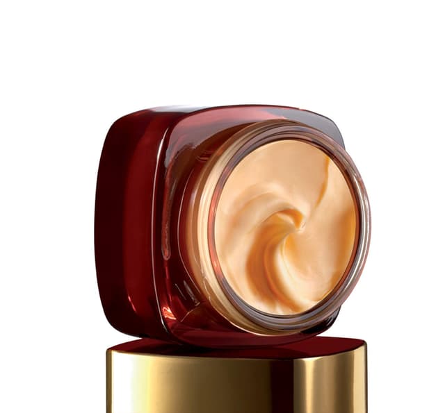 Detalle 2 de L’Oréal Paris Age Perfect Extra-Reichhaltig Tagespflege (Anti-Aging) mit Manuka Honig und Calcium B5, 50 ml im 2er-Pack