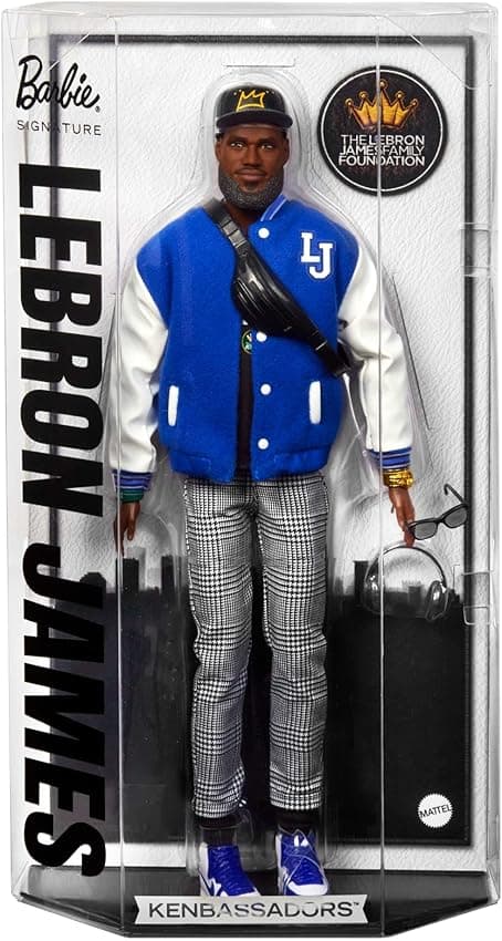 Thumbnail 6 de Barbie Signature Lebron James Muñeco Kenbassadors 🎮 HRM33