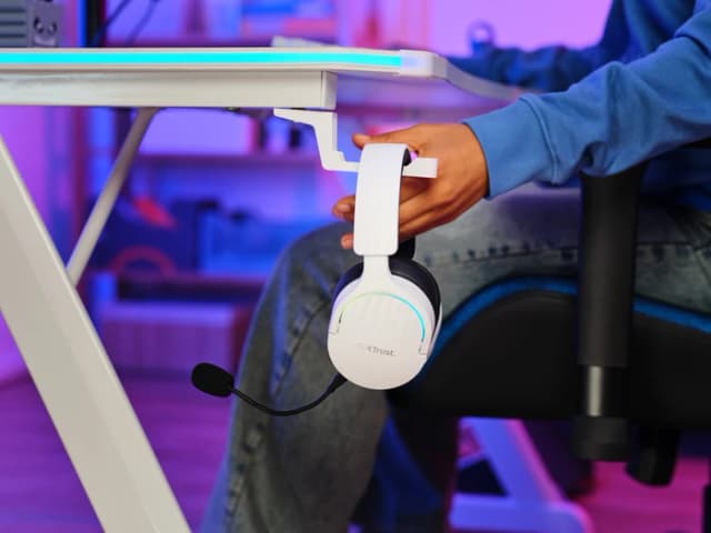 Detalle de Trust Fayzo GXT491 kabelloses Headset (weiß) für PC oder PlayStation