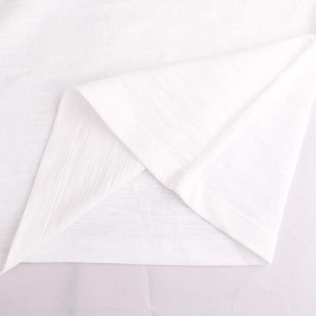 Detalle de Herren Slub-Henley-T-Shirt mit 3-Knopfleiste, Kurzarm und Rundhals aus Slub-Baumwolle