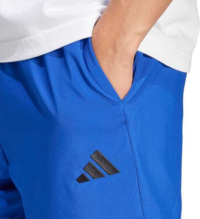 Detalle 2 de adidas Herren Essentials Small Logo Chelsea – Jersey-Hose mit Kordelzug