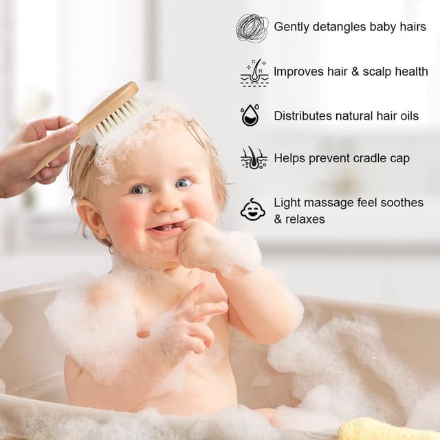 Detalle de Aolso Baby Hair Brush set (3 pcs) with wooden handles for gentle scalp care