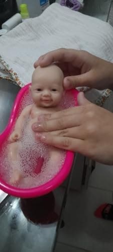 Thumbnail 4 de Reborn Baby Doll Girl de Silicona 7" con Ropa👶