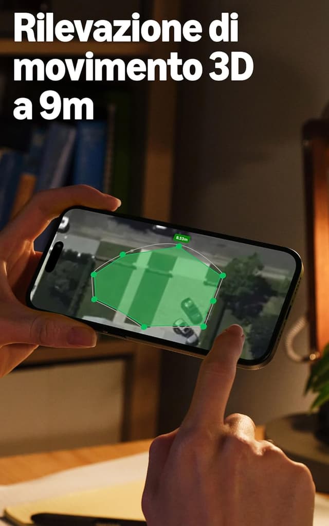 Detalle de Ring Videocamera esterna Pro Plug-In (Outdoor Camera Pro) con visione Retinal 4K e zoom 10x