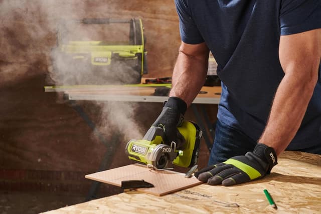 Detalle de Ryobi RCT18BL-0 18V ONE+ brushless cordless cutting tool (bare tool)
