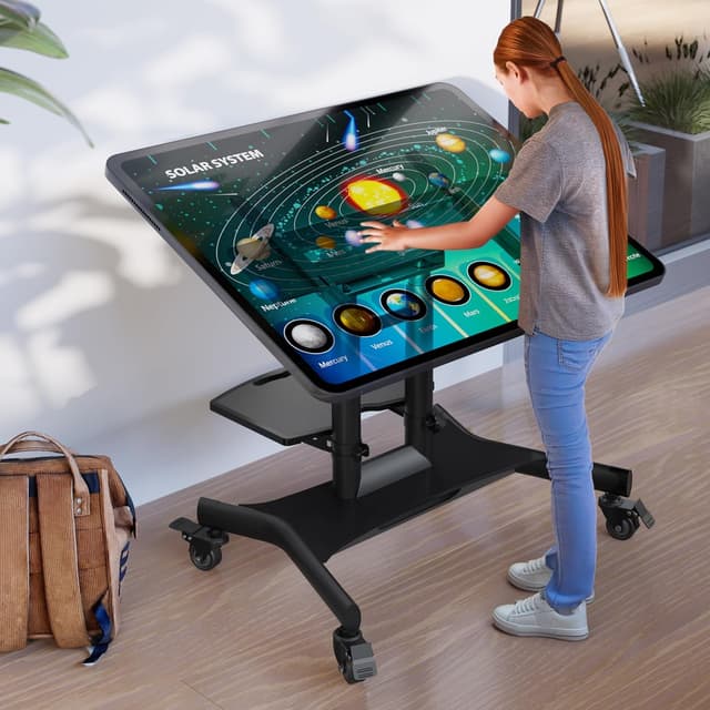 Detalle de ONKRON TS1350-B mobiler TV-Ständer mit Rollen für 32–70 Zoll, höhenverstellbar & neigbar (VESA bis 600×400)