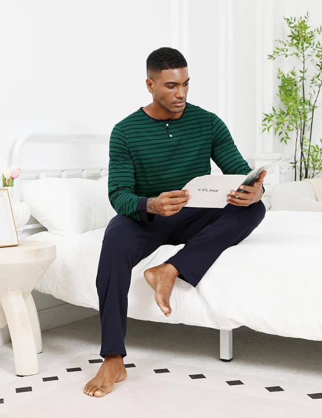 Detalle de TeJoyce men’s 100% cotton striped long sleeve pyjamas set (T-shirt and pants, 2 piece)
