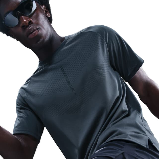 Thumbnail 1 de Nike Stride Camiseta hombre