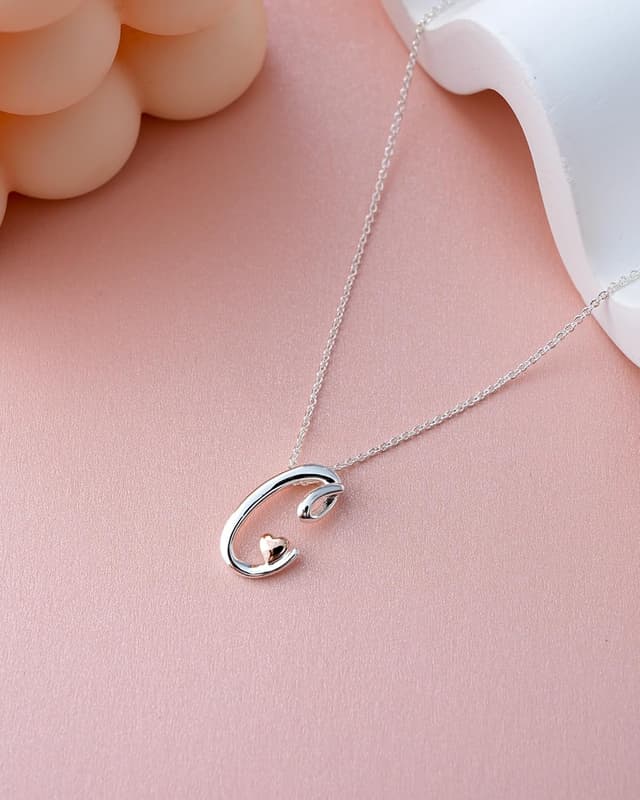 Thumbnail 6 de Mesovor Collier avec initiale en argent et cœur en or rose pour femme (pendentif lettre) — chaîne d’environ 50 cm