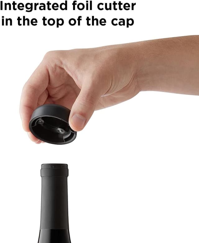 Detalle 2 de RABBIT Automatic Electric Corkscrew Wine Opener (Cordless, Rechargeable) in Shiny Black