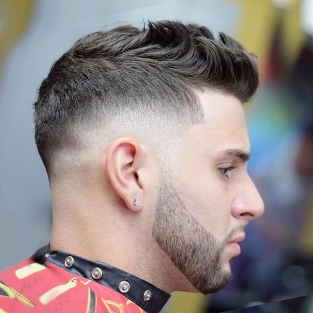 Detalle de MYCARBON Pettine per barba uomo in acciaio inox con design a Z per styling e rifinitura