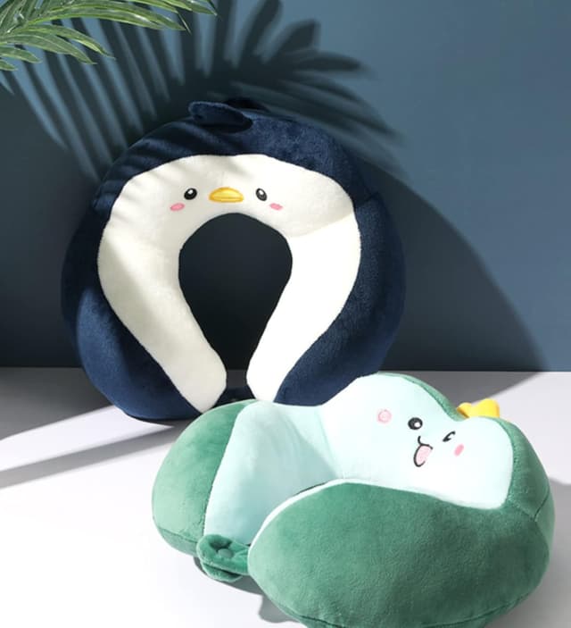 Thumbnail 1 de TROYSINC Reisekissen Pinguin ✈