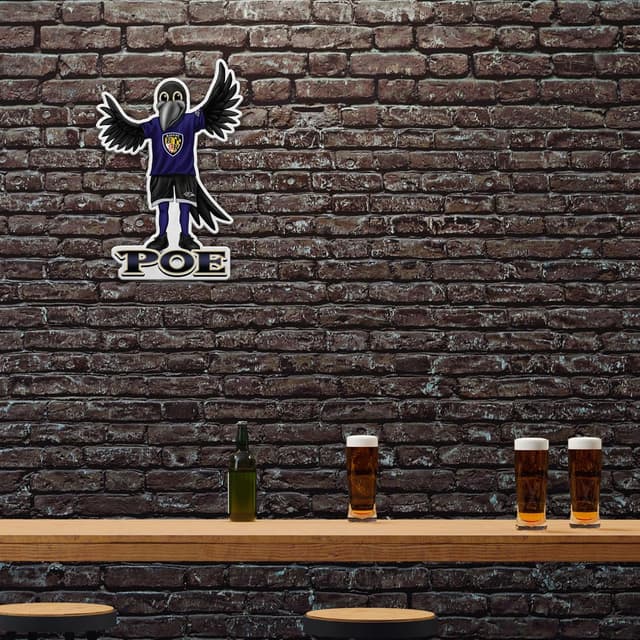 Detalle 2 de Rico Industries NFL Football Mascot Shape Cut Pennant (Soft Felt, EZ to Hang) for Home & Living Room Décor