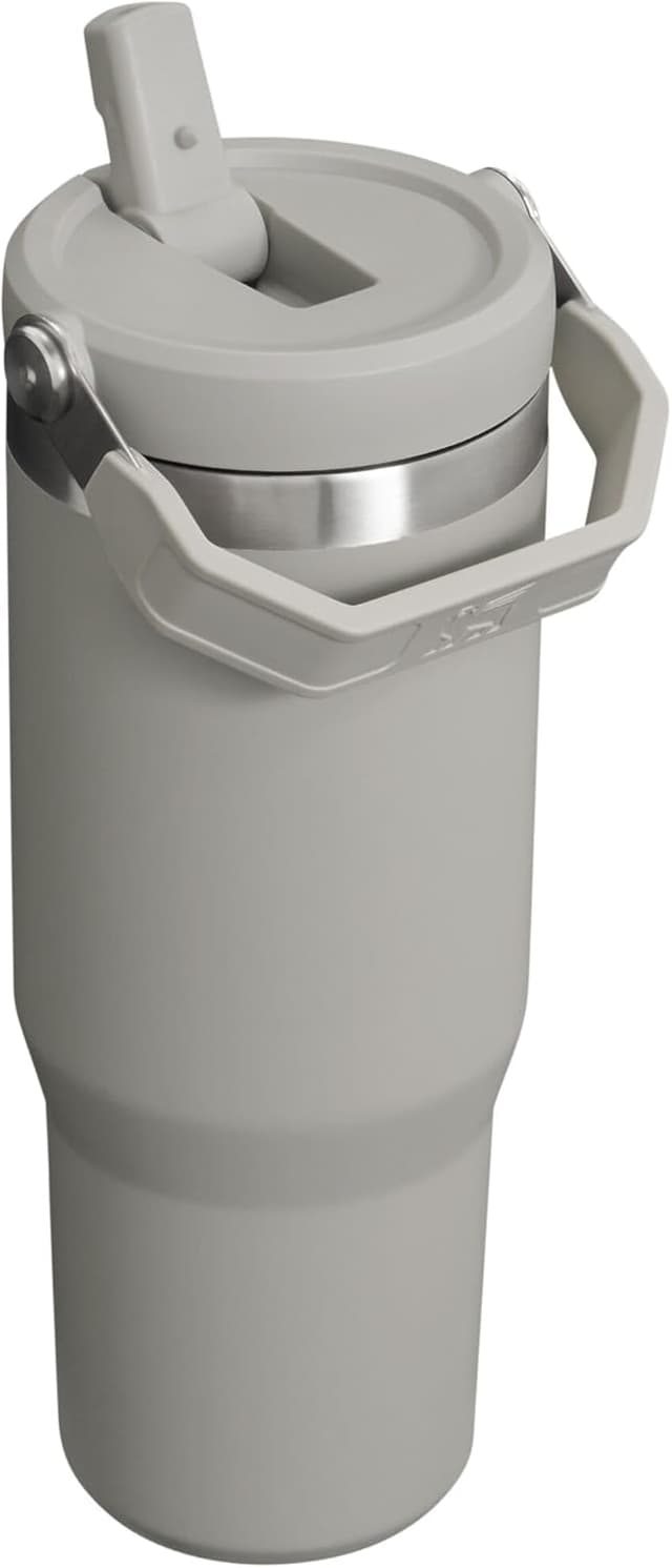Detalle 2 de Stanley IceFlow 30 oz Insulated Cup ⚡