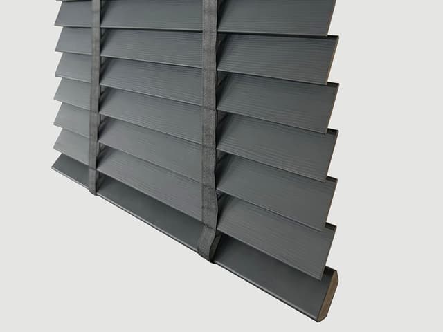 Thumbnail 3 de Faux Wood PVC 50mm Venetian Blind 90×150cm 🪟