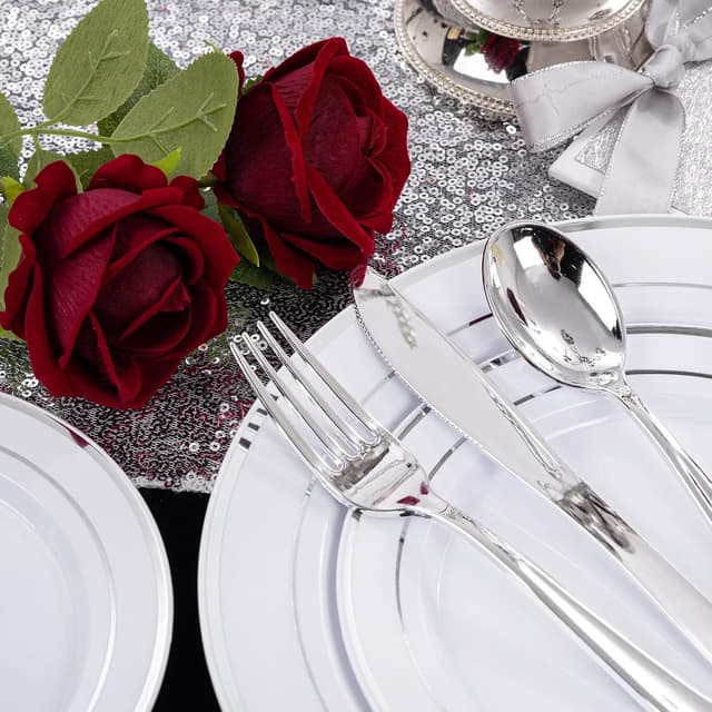 Detalle de 200-Pack Silver Plastic Plates (100 Dinner + 100 Dessert) — BPA-Free Disposable Party Tableware