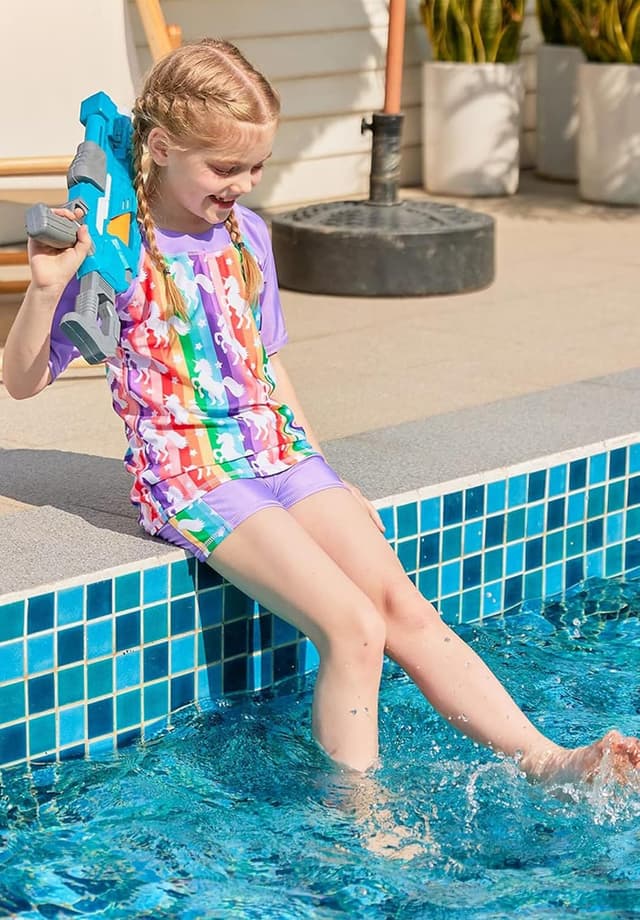 Detalle 2 de Fanient Girls Kids Two-Piece Short Sleeve Swimsuit (UPF 50+), age 4–10