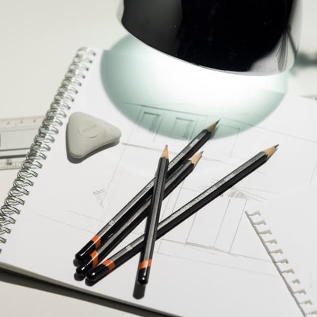 Detalle 2 de Derwent 34215 Lápices de Grafito Blando para Ilustración ✏