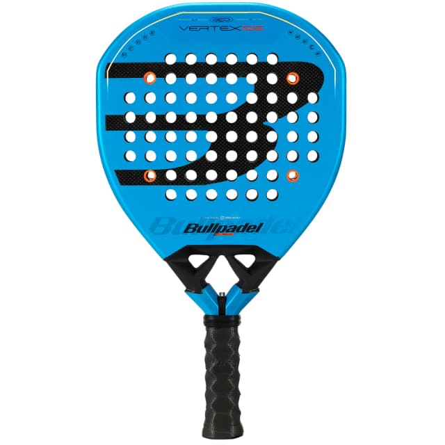 Detalle de Bullpadel VERTEX 05 GEO pala de pádel