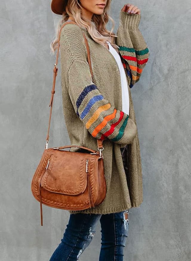 Detalle de AlvaQ women’s longline open-front rainbow striped cardigan (S–XXL)