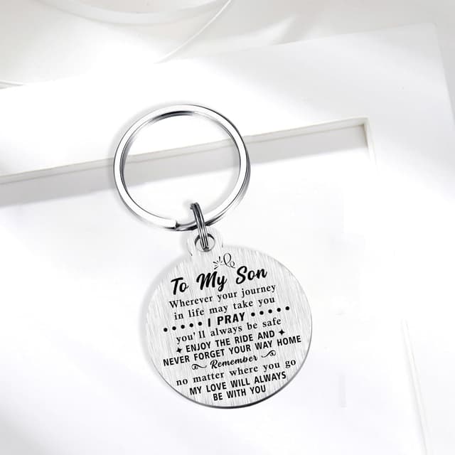 Detalle 1 de ABBNT 18th birthday keychain 18-year gifts