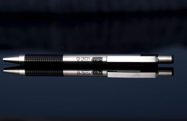 Detalle 2 de Zebra G-301 Retractable Gel Pen 0.7mm ๐