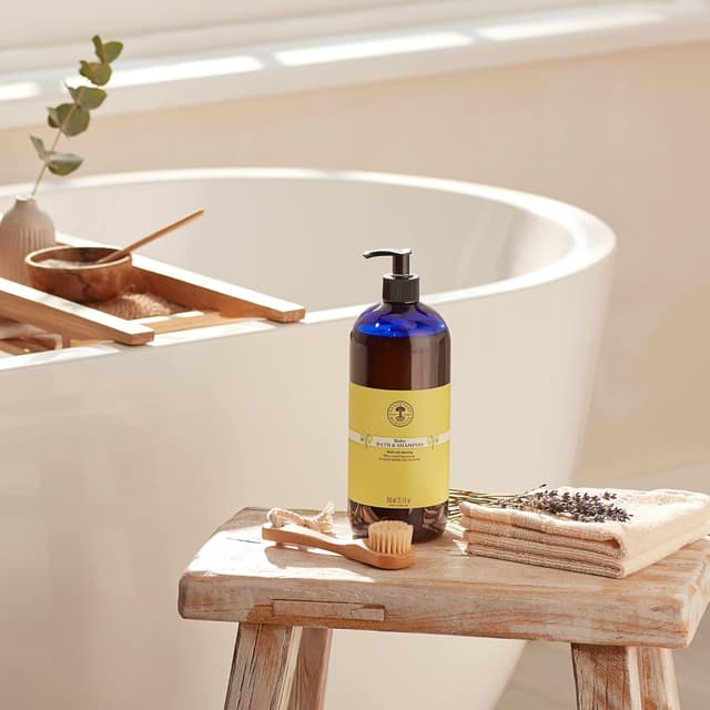 Thumbnail 3 de Neal's Yard Remedies Baby Bath & Shampoo 950ml