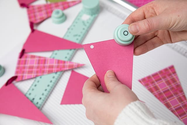 Thumbnail 4 de Sizzix Tabla de puntuación y Recortadora 30 cm 🎨