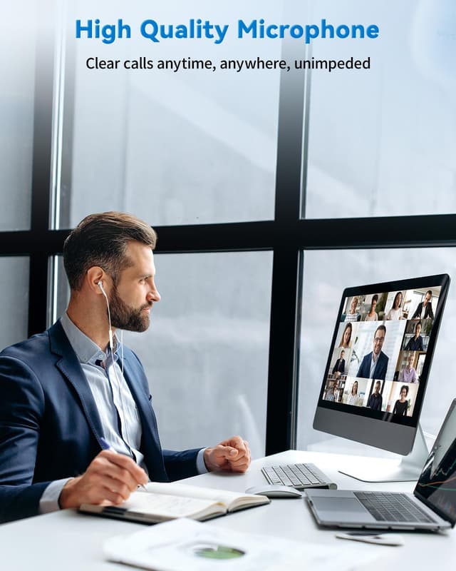 Detalle de USB-C headphones for iPhone 15 Pro Max