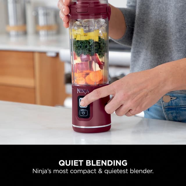 Detalle 2 de Ninja Blast Portable Blender BC151UKCR (Cranberry Red) – 530ml cordless mini blender with leakproof lid