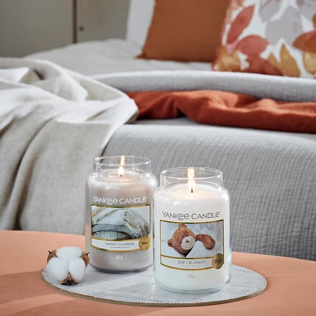 Thumbnail 5 de YANKEE CANDLE Cachemire délicat 150 h 🕯