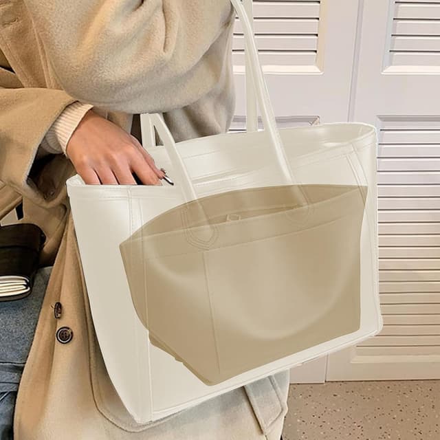 Detalle de HYEPNED Multi-pocket felt tote bag L