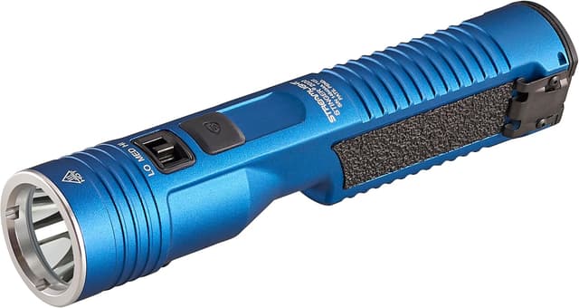 Detalle de Streamlight Stinger 2020 Rechargeable Flashlight (2000-Lumen) with 120V AC/12V DC 1-Holder Charger, Blue